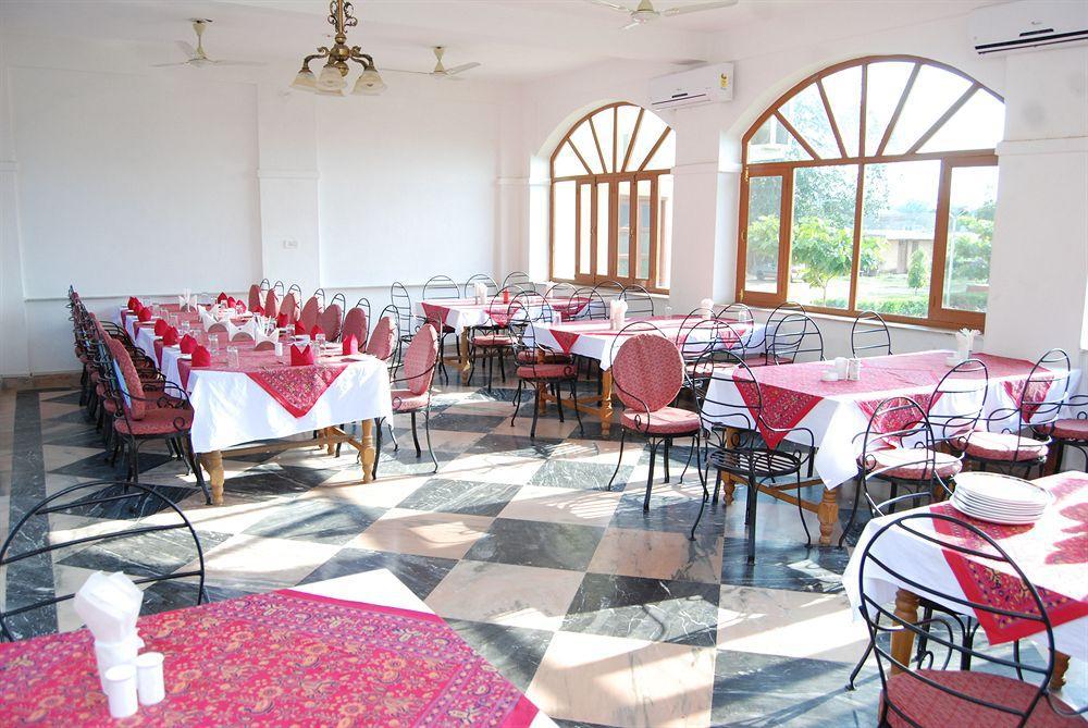 Chandra Hill Resort Ranakpur Buitenkant foto